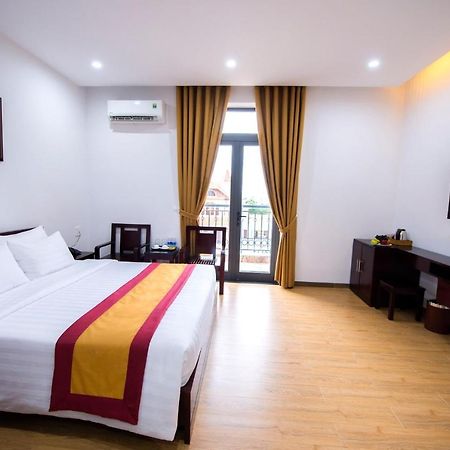 Dac Tin Luxury Hotel Туїхоа Екстер'єр фото