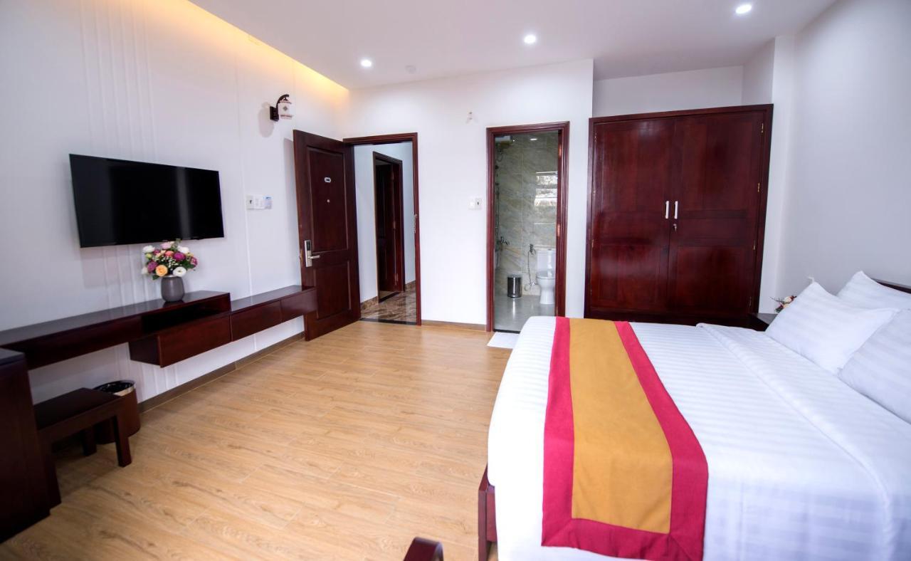 Dac Tin Luxury Hotel Туїхоа Екстер'єр фото