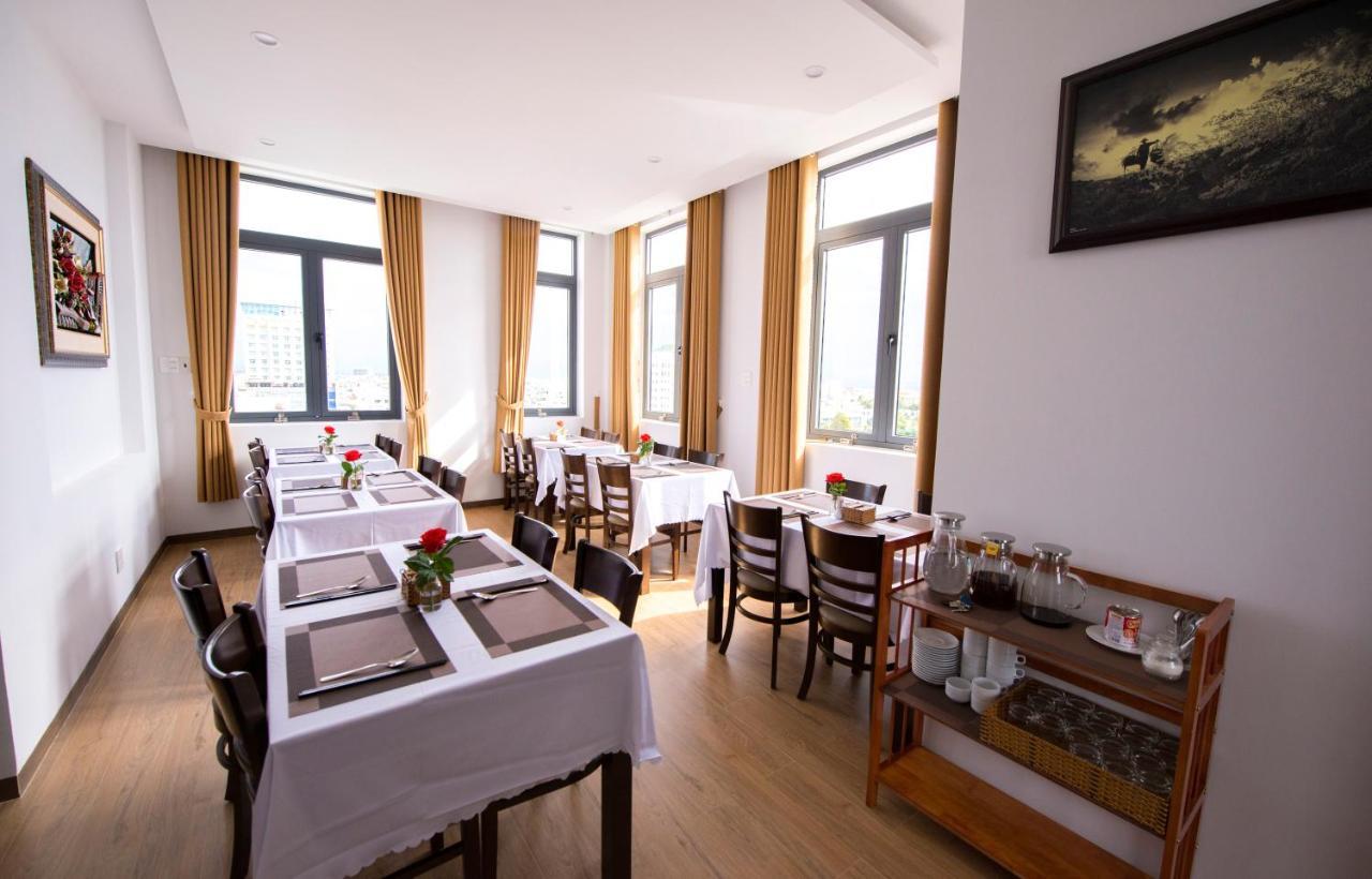 Dac Tin Luxury Hotel Туїхоа Екстер'єр фото